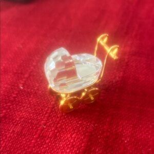 VINTAGE SWAROVSKI CRYSTAL MEMORIES PRAM BABY CARRIAGE STROLLER FIGURINE MINT